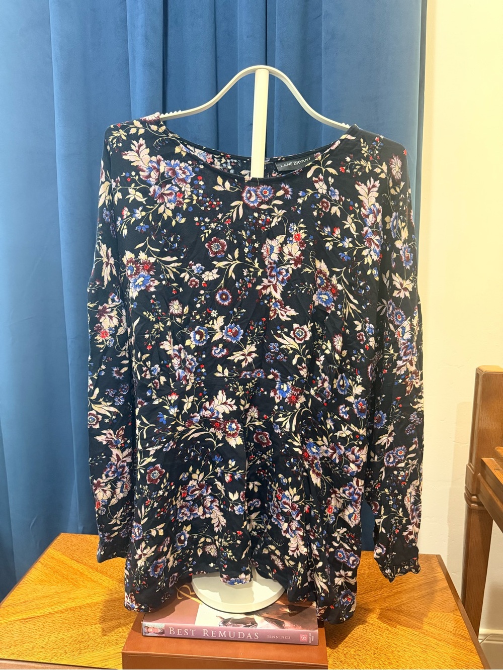 Lane Bryant Black Floral Long-Sleeve Crewneck Top